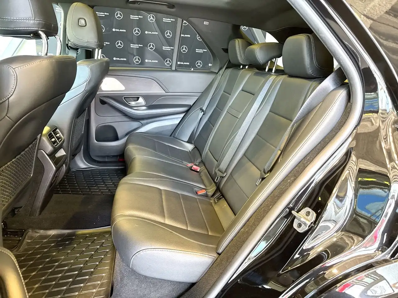Mercedes-Benz GLE снимка Mercedes-Benz GLE