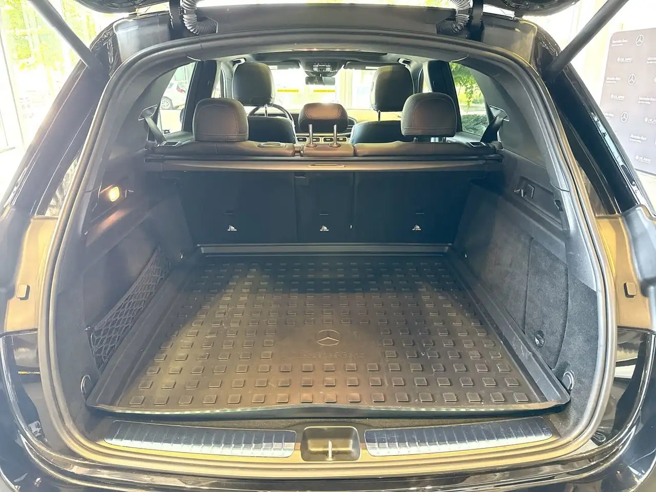 Mercedes-Benz GLE снимка Mercedes-Benz GLE
