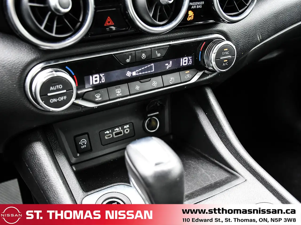Nissan Sentra fotografie Nissan Sentra