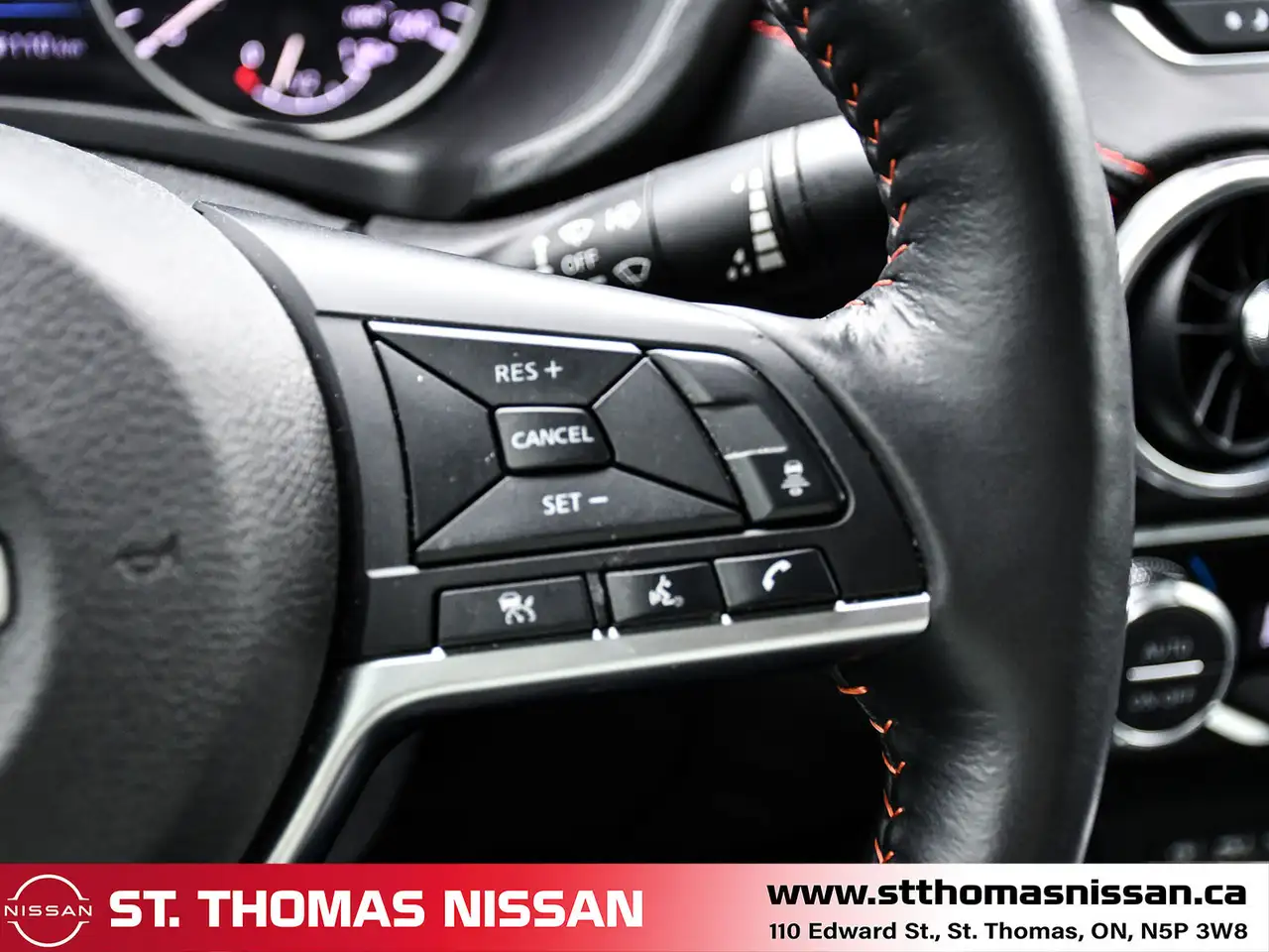 Nissan Sentra fotografie Nissan Sentra