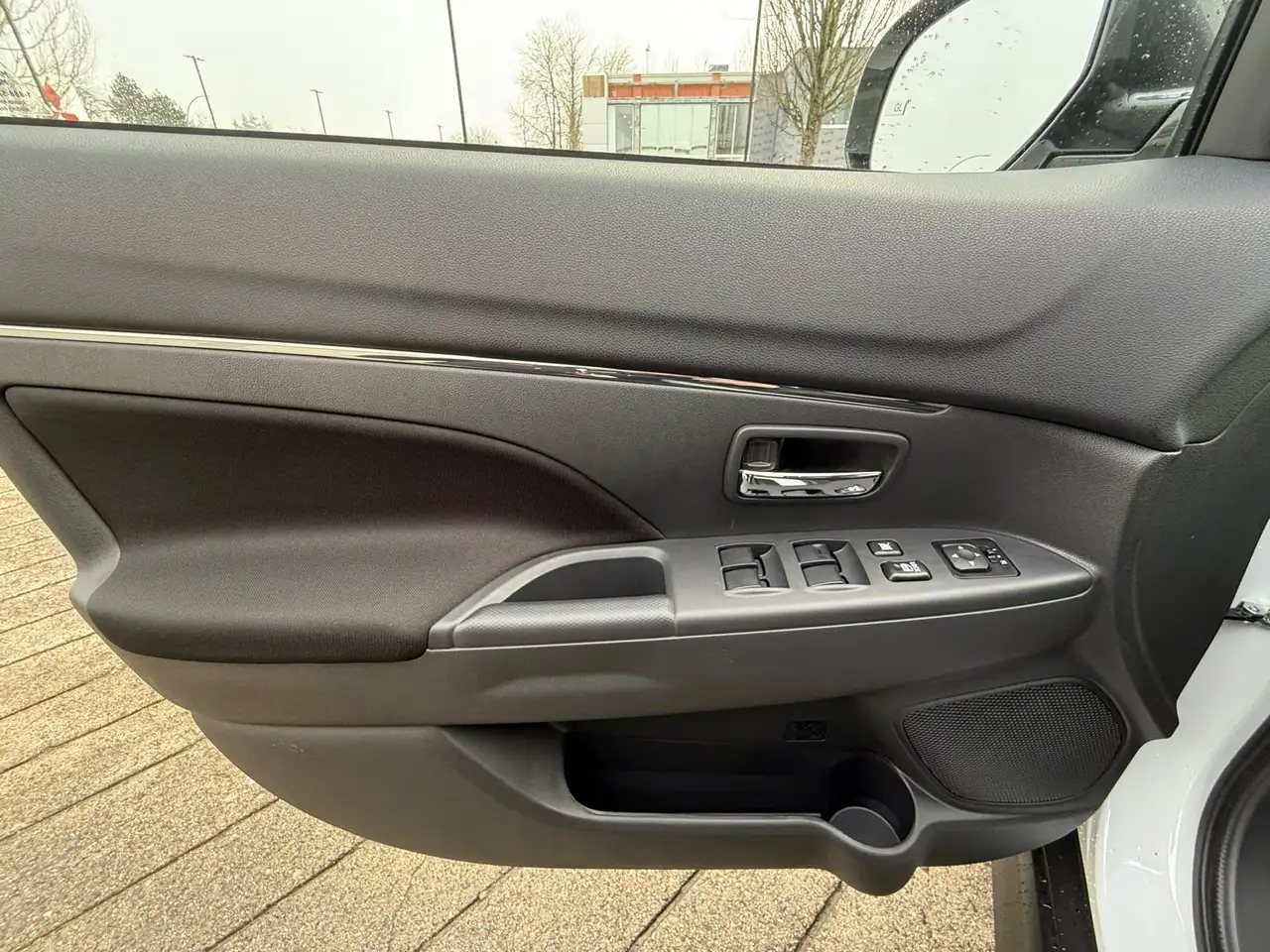 Mitsubishi RVR снимка Mitsubishi RVR