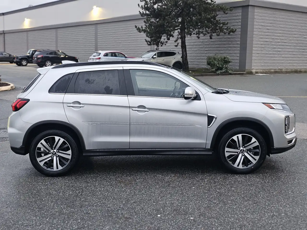 Mitsubishi RVR снимка Mitsubishi RVR