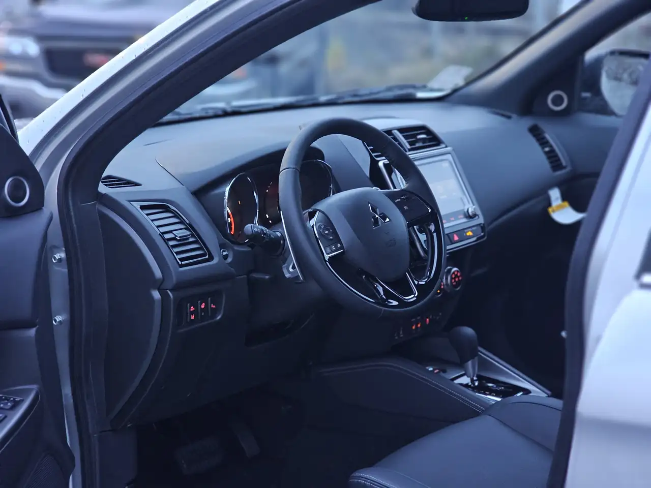 Mitsubishi RVR снимка Mitsubishi RVR