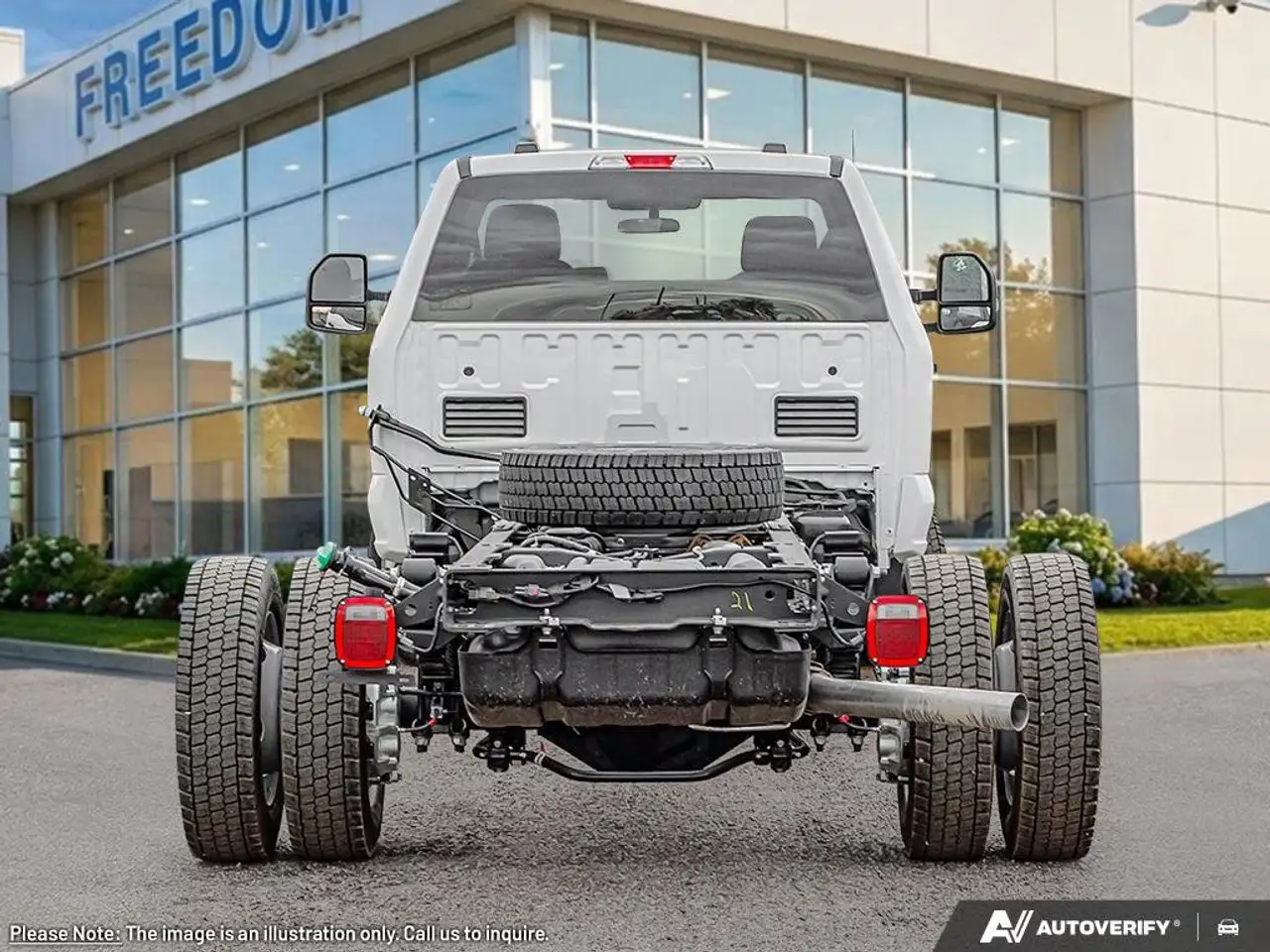 Ford F-550 Super Duty снимка Ford F-550 Super Duty