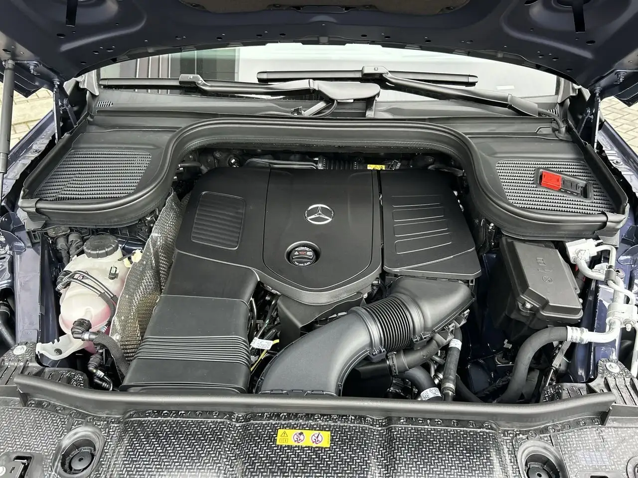 Mercedes-Benz GLE снимка Mercedes-Benz GLE