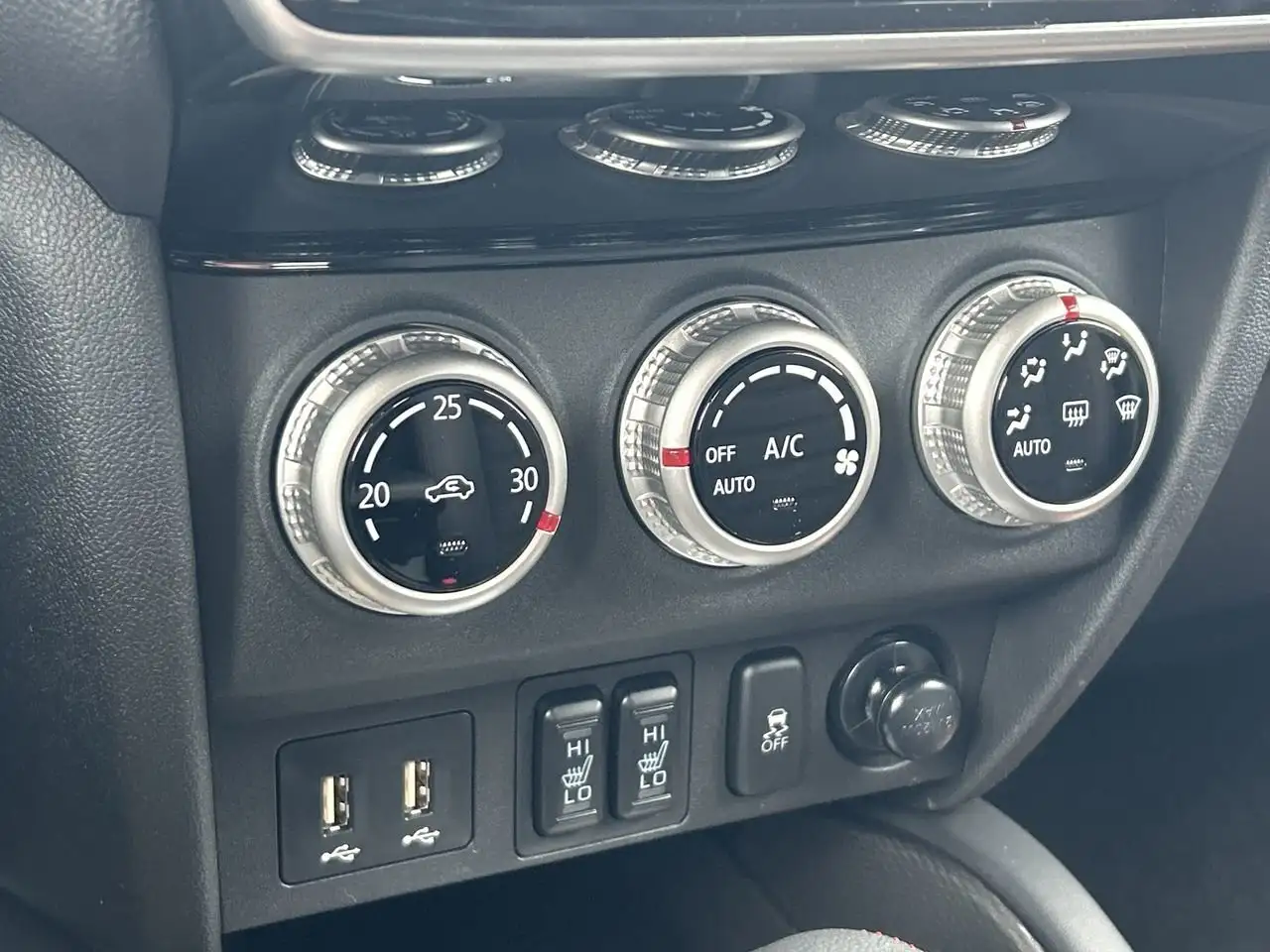 Mitsubishi RVR снимка Mitsubishi RVR
