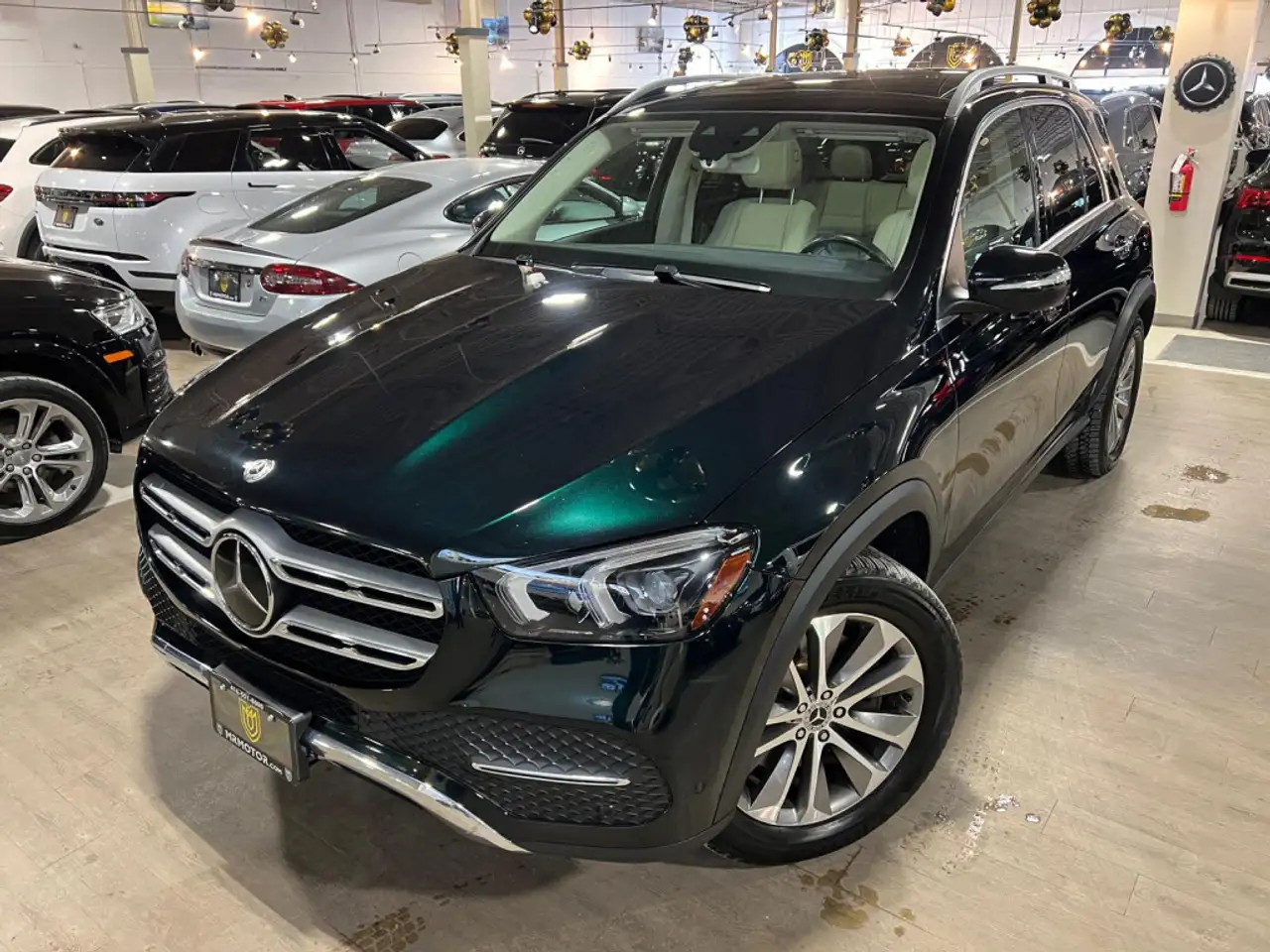 Mercedes-Benz GLE снимка Mercedes-Benz GLE