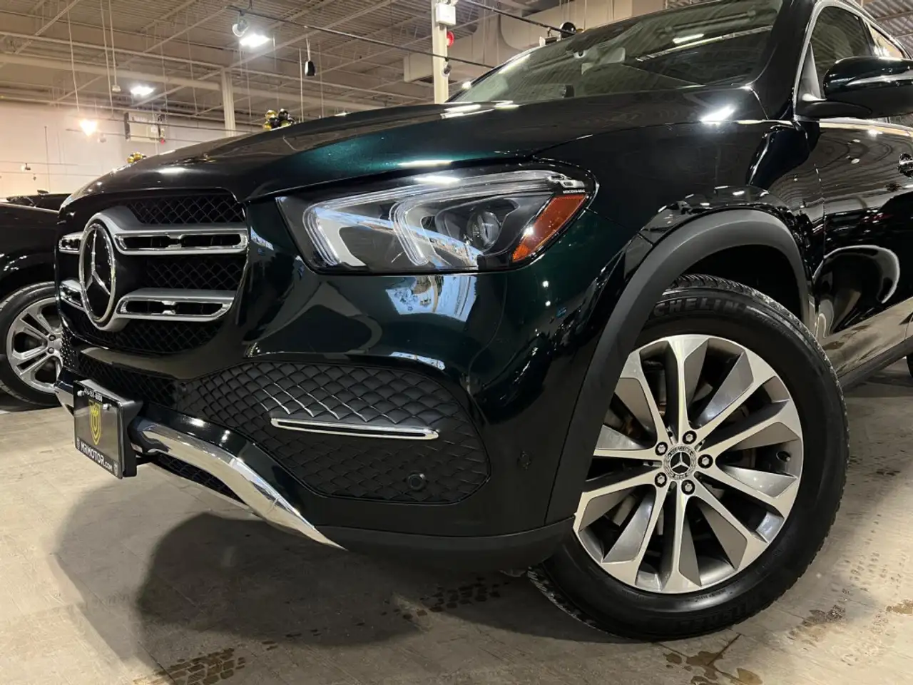 Mercedes-Benz GLE снимка Mercedes-Benz GLE