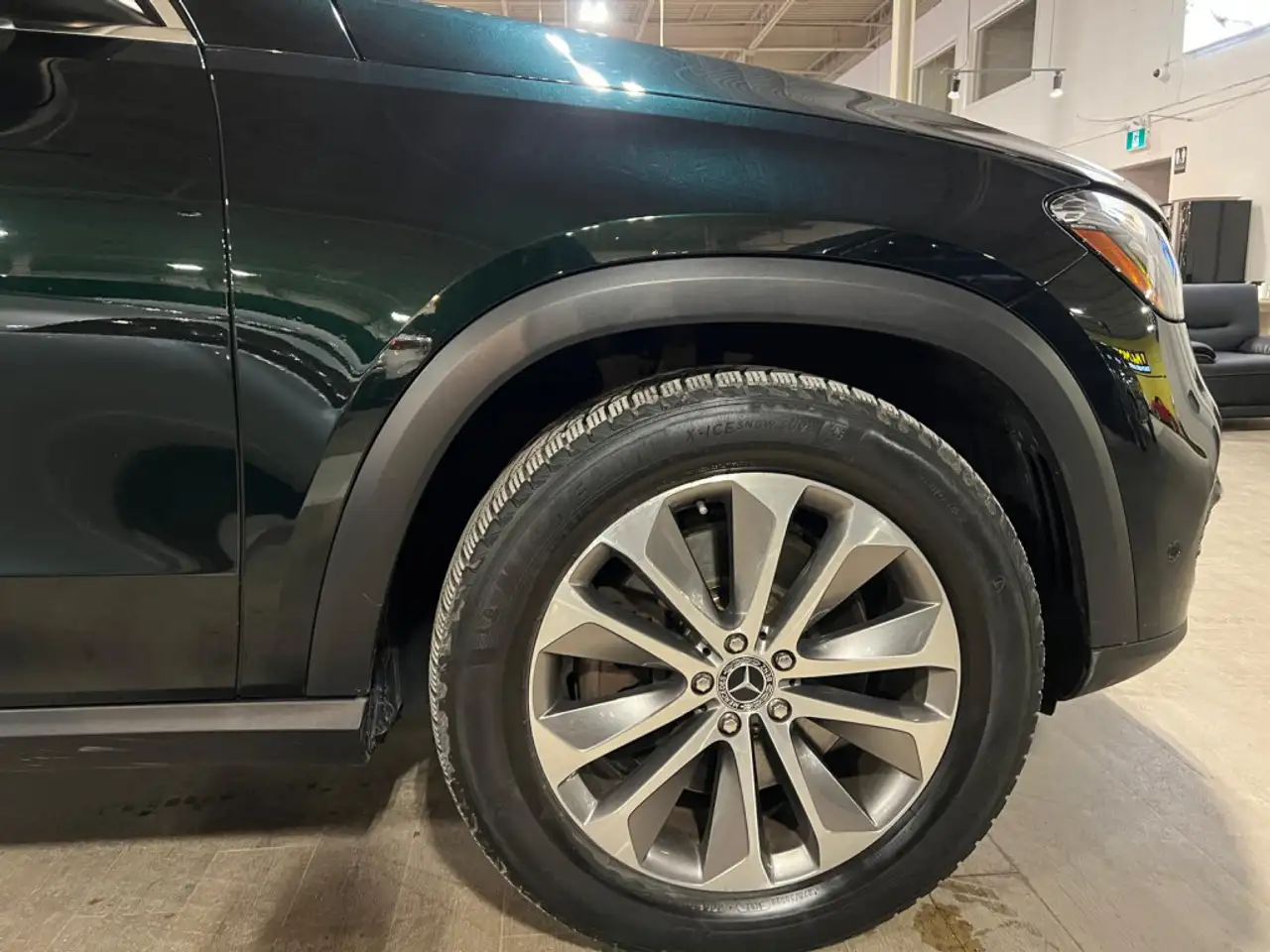 Mercedes-Benz GLE снимка Mercedes-Benz GLE