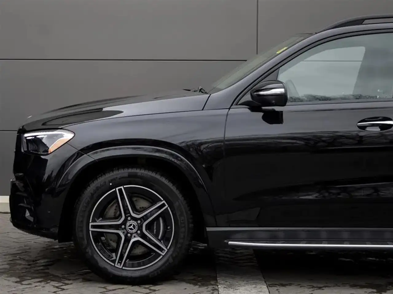 Mercedes-Benz GLE снимка Mercedes-Benz GLE