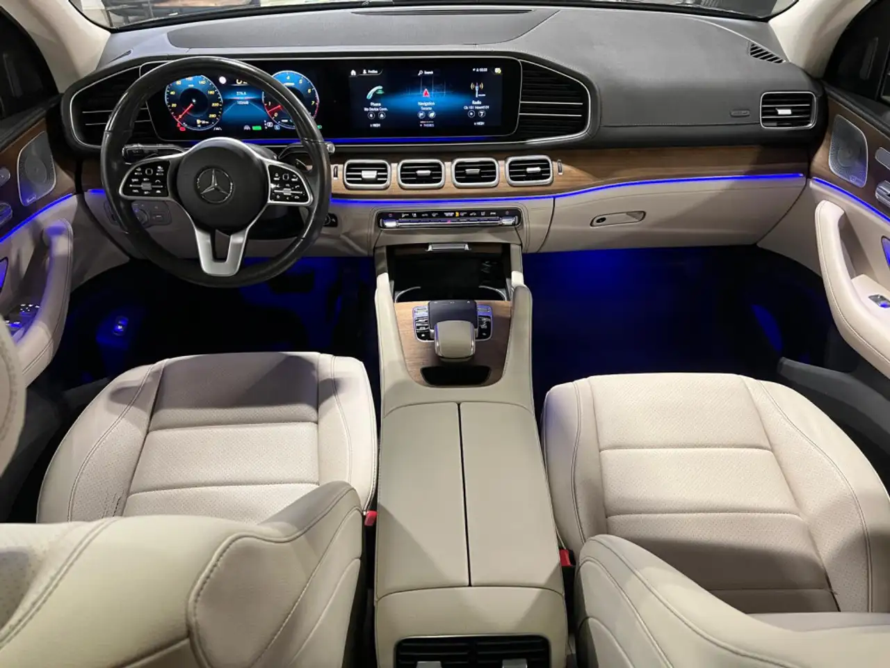 Mercedes-Benz GLE снимка Mercedes-Benz GLE