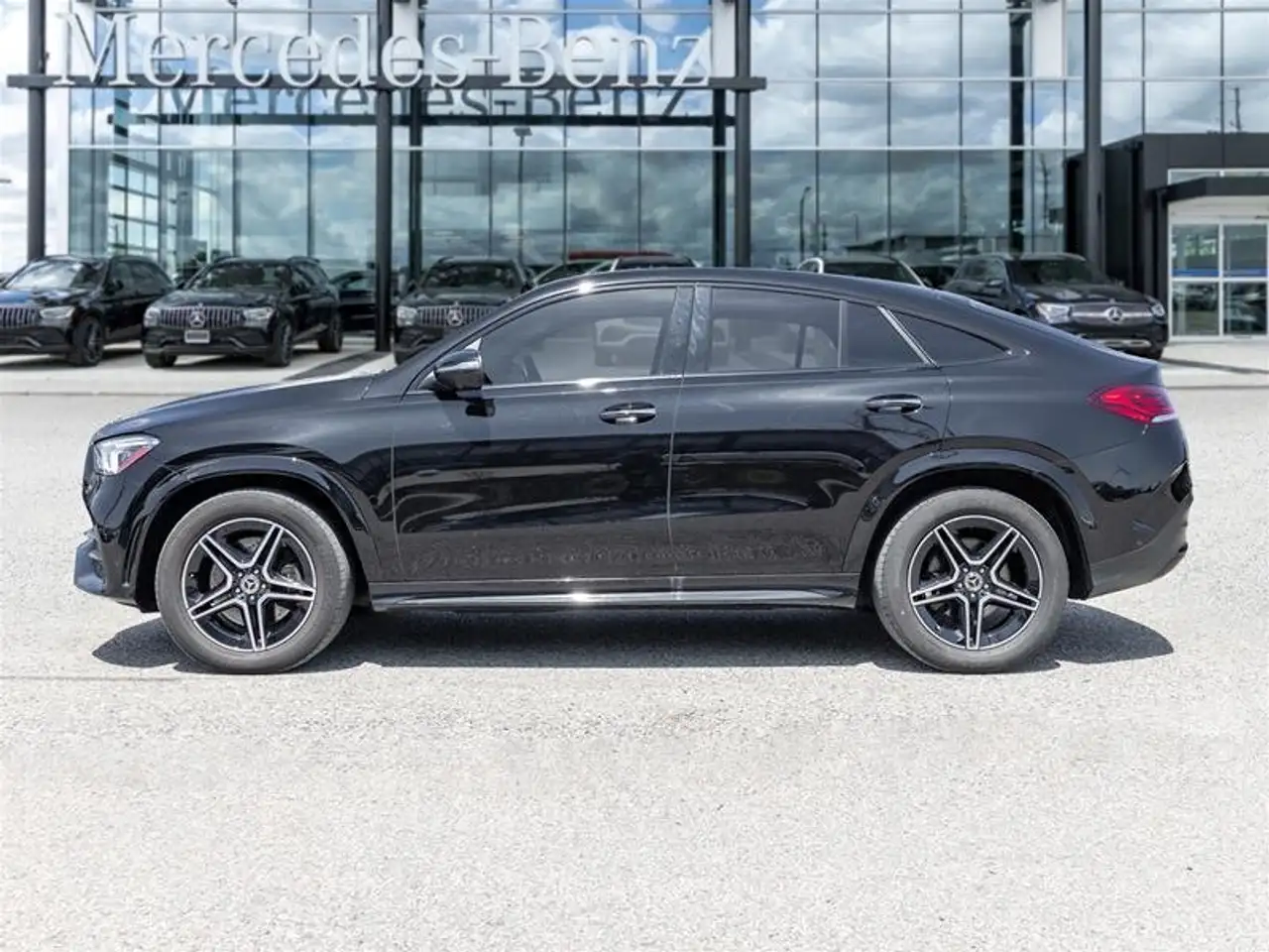 Mercedes-Benz GLE снимка Mercedes-Benz GLE