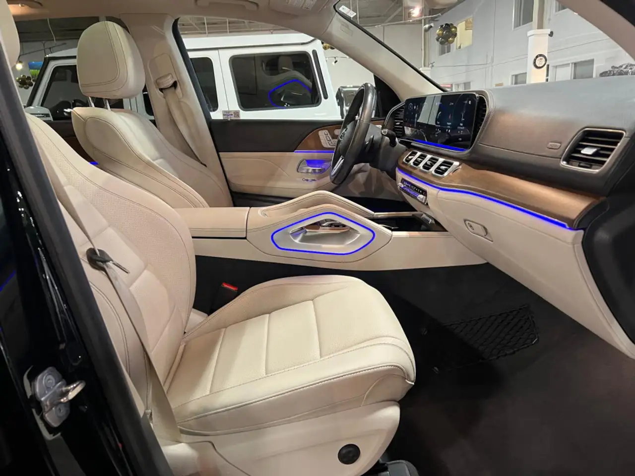 Mercedes-Benz GLE снимка Mercedes-Benz GLE