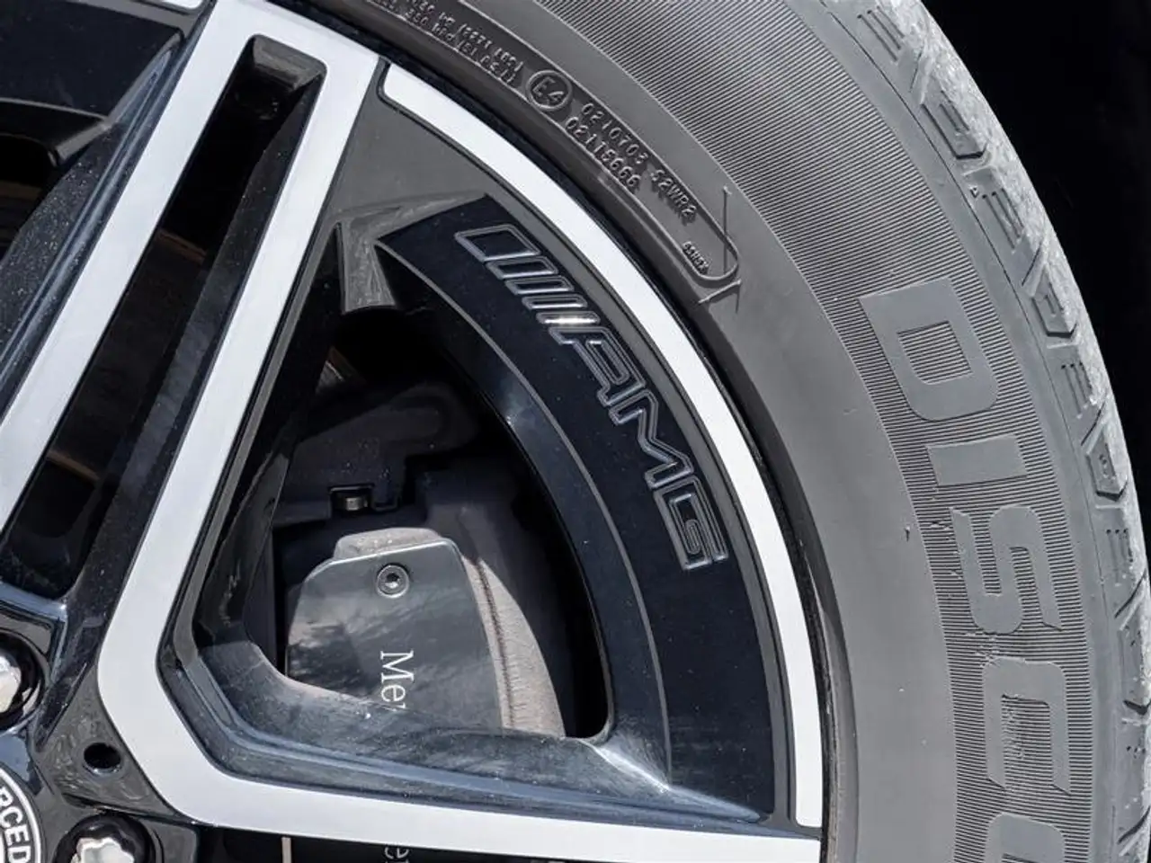 Mercedes-Benz GLE снимка Mercedes-Benz GLE