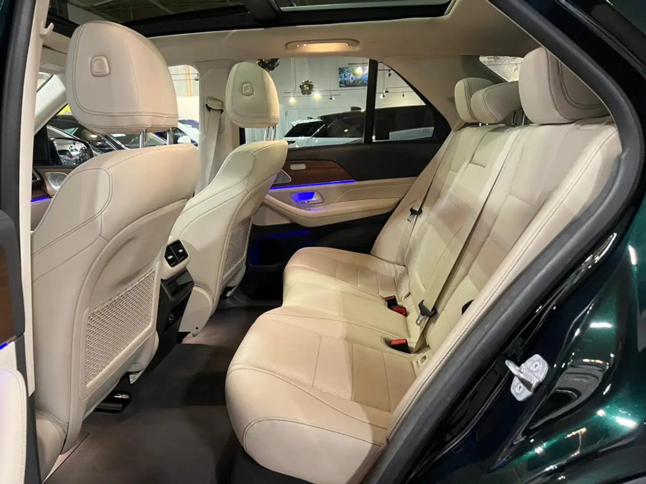 Mercedes-Benz GLE снимка Mercedes-Benz GLE