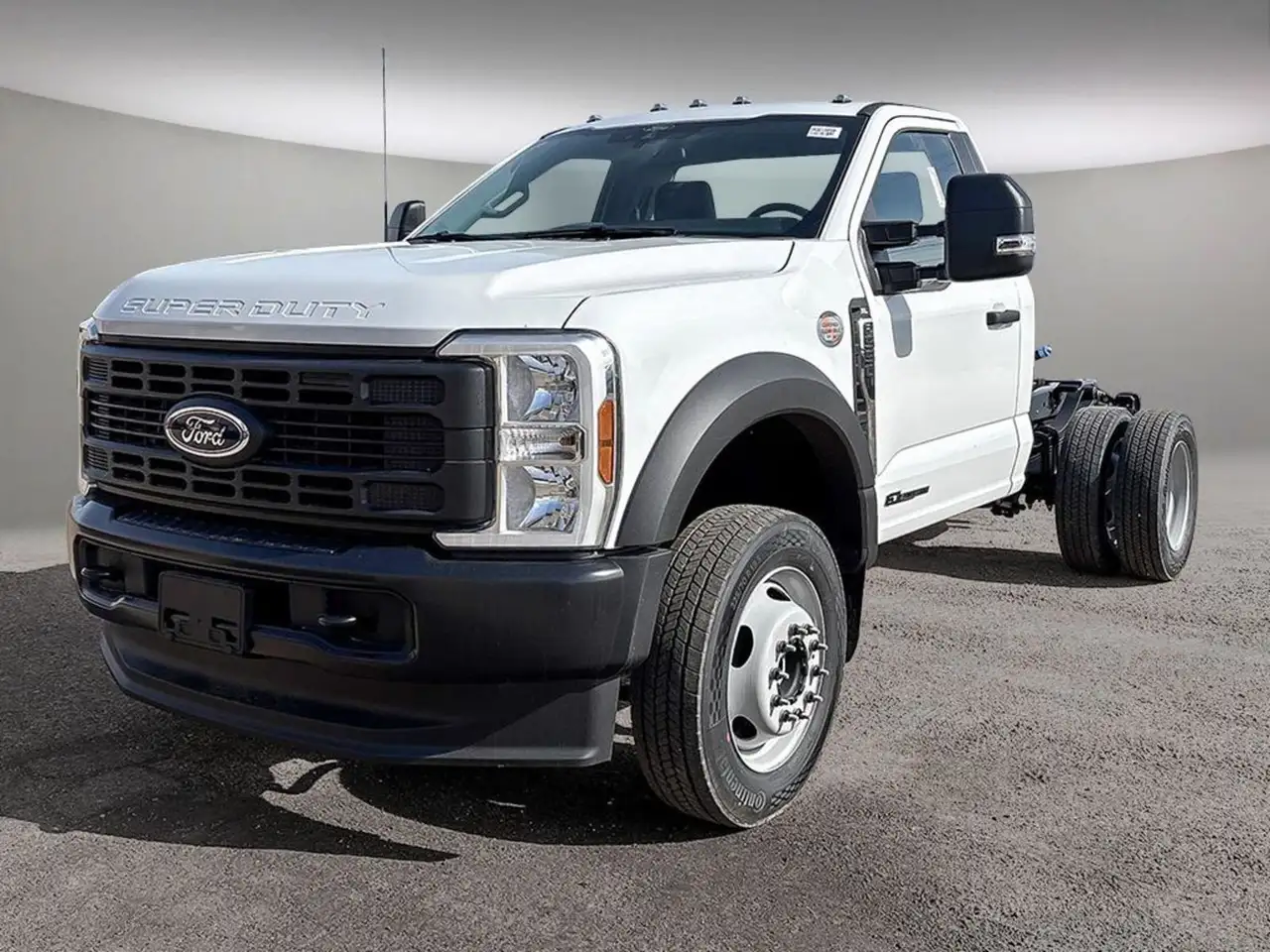 Ford F-550 Super Duty снимка Ford F-550 Super Duty