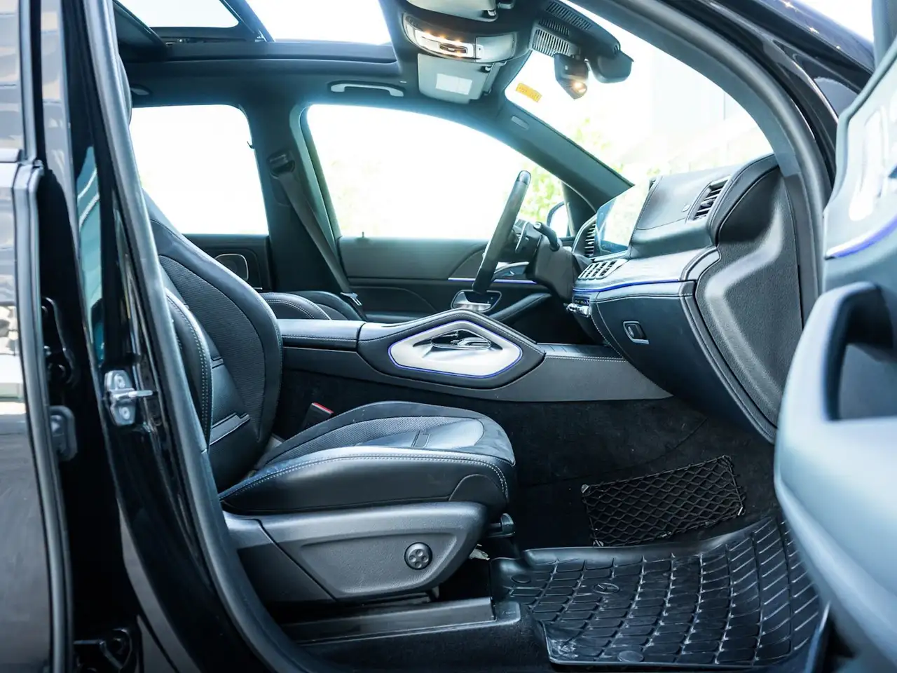 Mercedes-Benz GLE photo Mercedes-Benz GLE