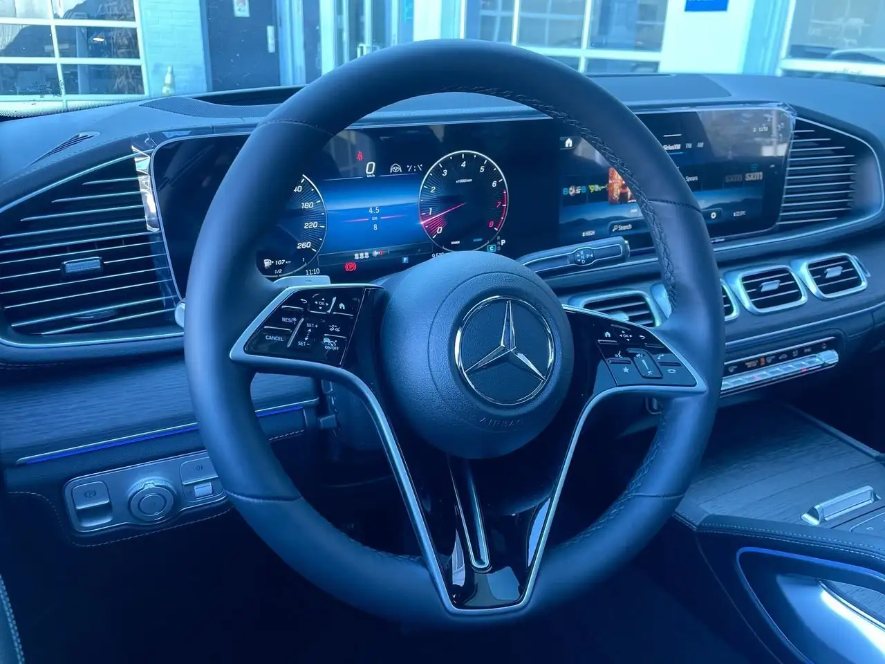 Mercedes-Benz GLE снимка Mercedes-Benz GLE