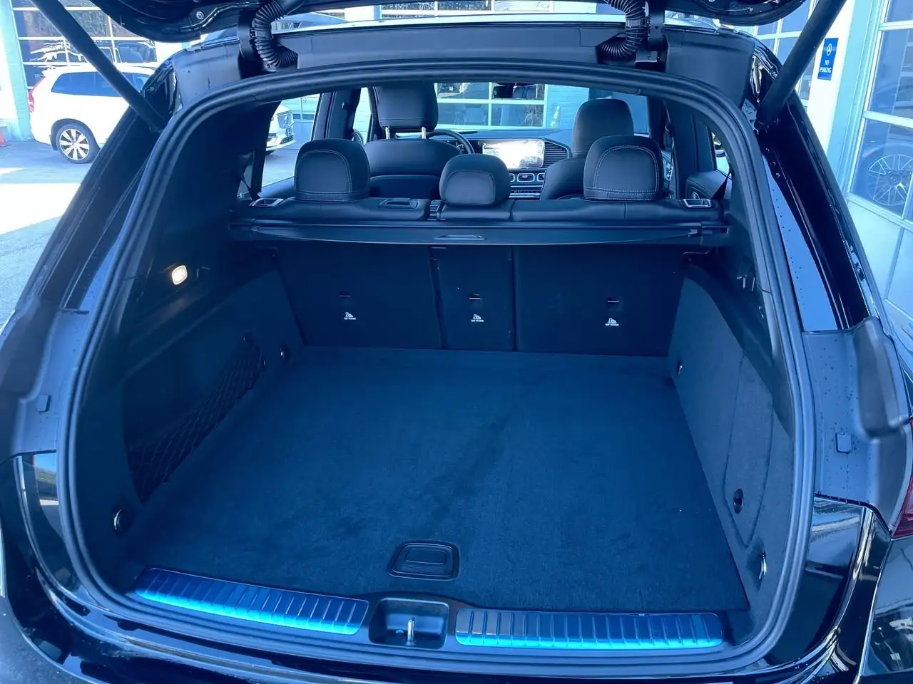 Mercedes-Benz GLE снимка Mercedes-Benz GLE