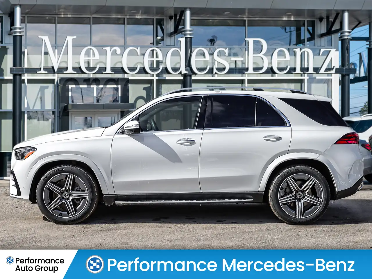 Mercedes-Benz GLE снимка Mercedes-Benz GLE