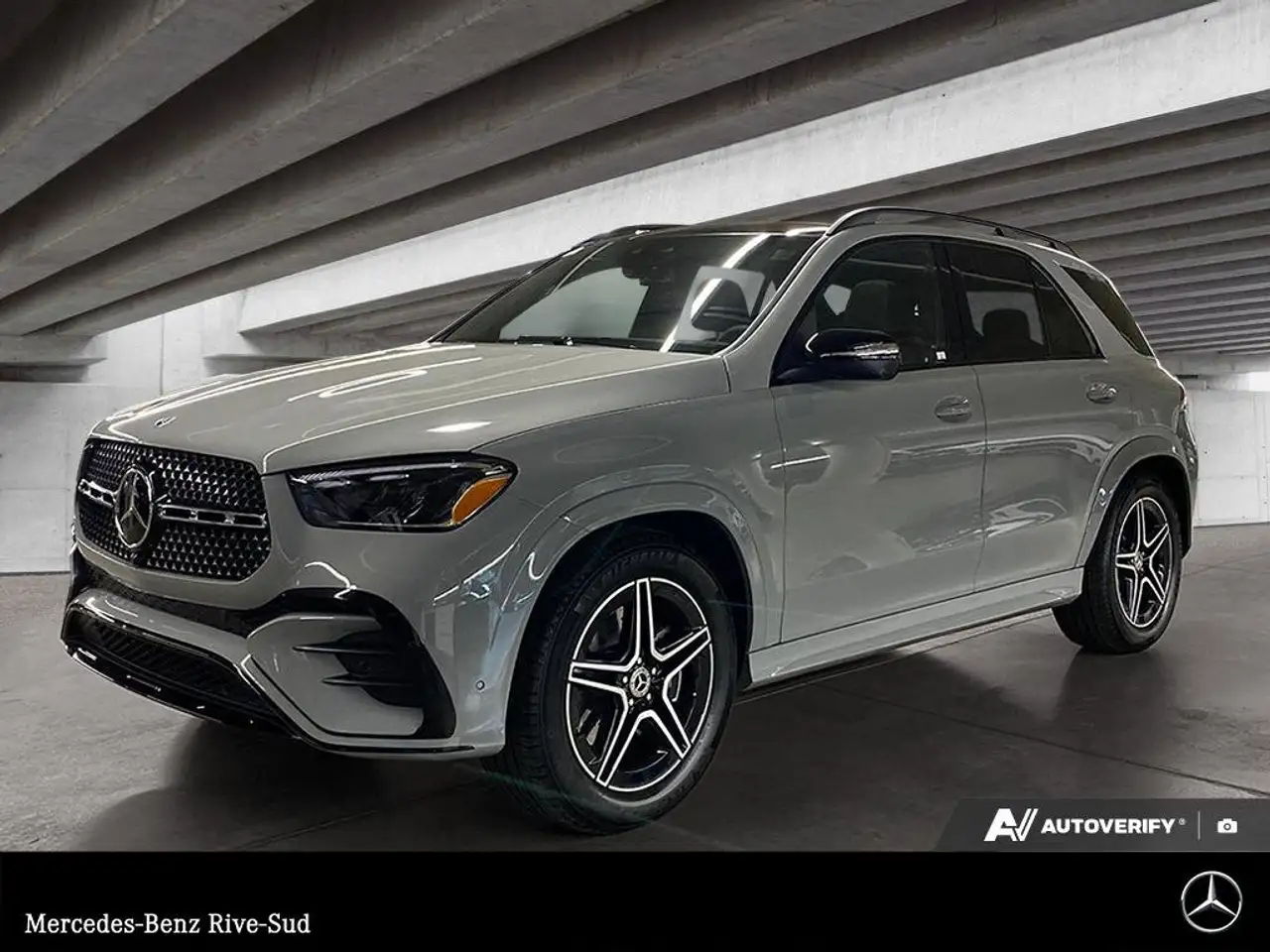 Mercedes-Benz GLE снимка Mercedes-Benz GLE
