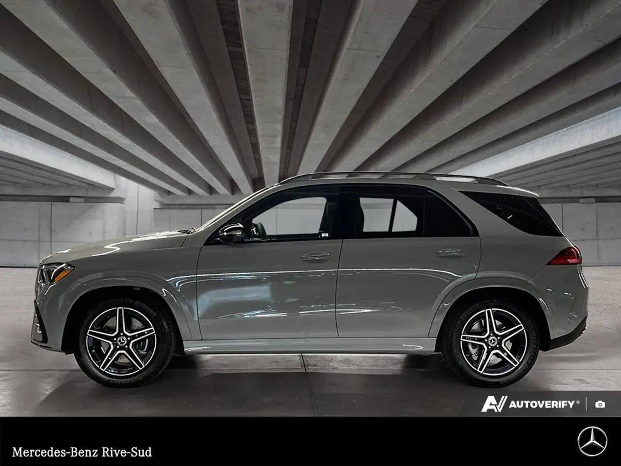 Mercedes-Benz GLE снимка Mercedes-Benz GLE