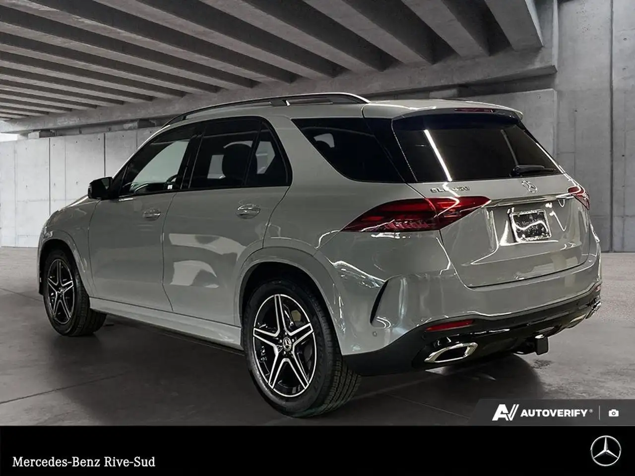 Mercedes-Benz GLE снимка Mercedes-Benz GLE