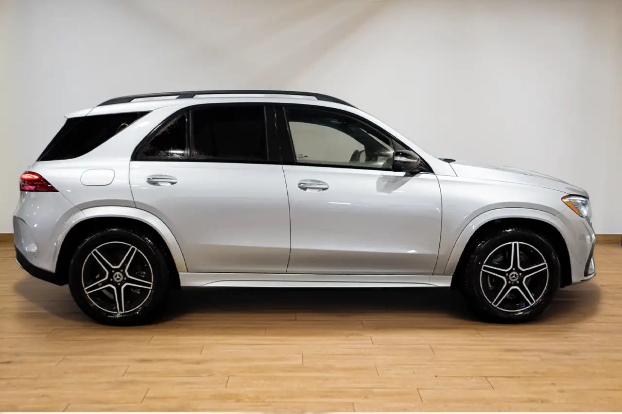 Mercedes-Benz GLE снимка Mercedes-Benz GLE