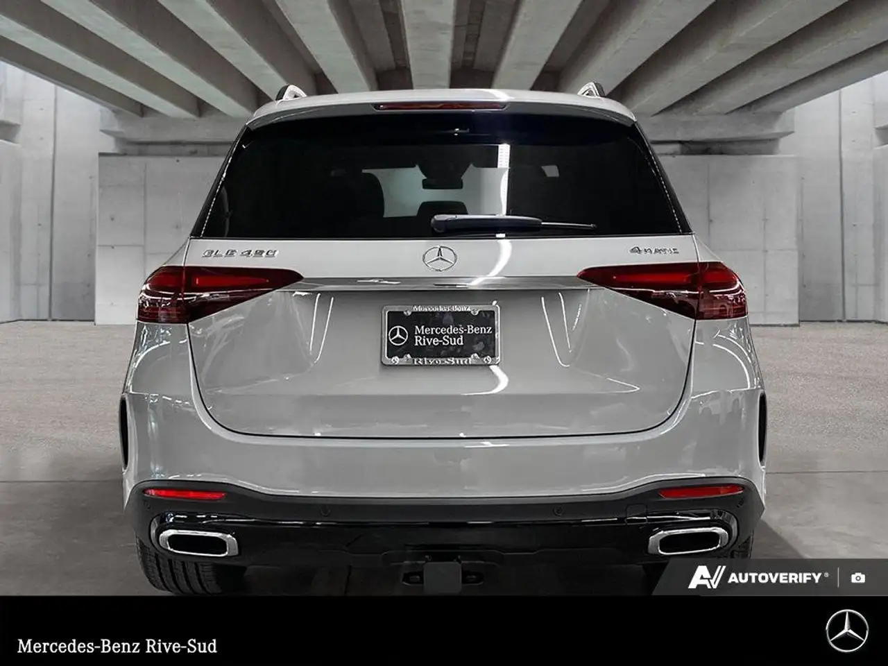 Mercedes-Benz GLE снимка Mercedes-Benz GLE