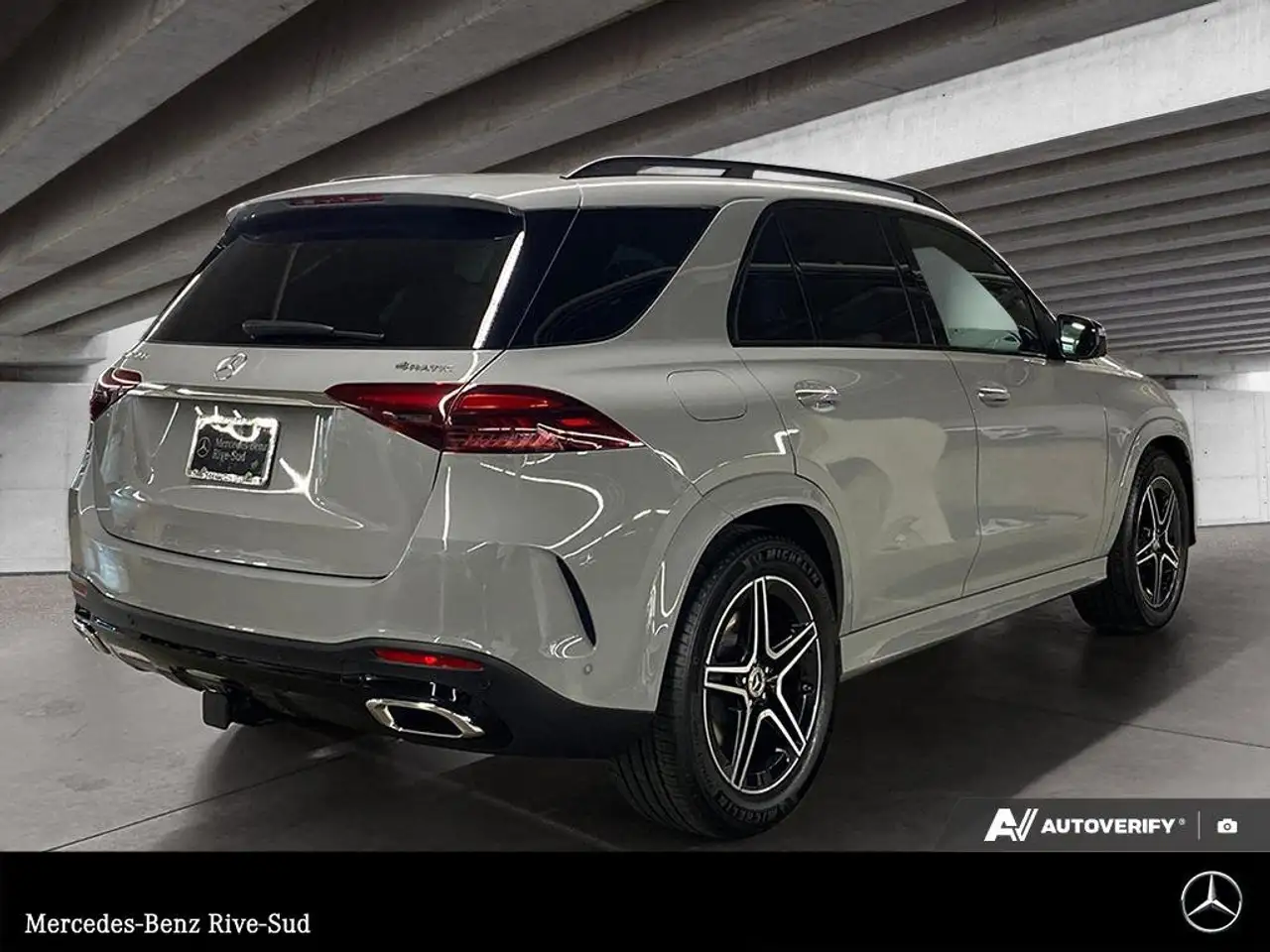 Mercedes-Benz GLE снимка Mercedes-Benz GLE