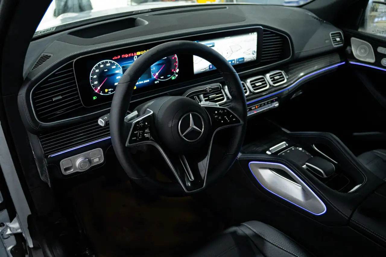 Mercedes-Benz GLE снимка Mercedes-Benz GLE