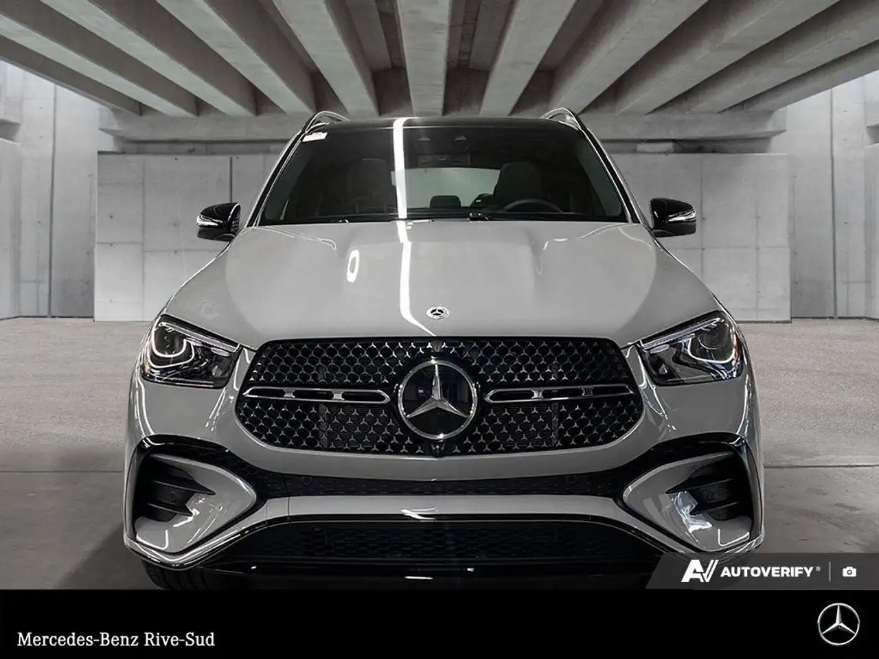 Mercedes-Benz GLE снимка Mercedes-Benz GLE