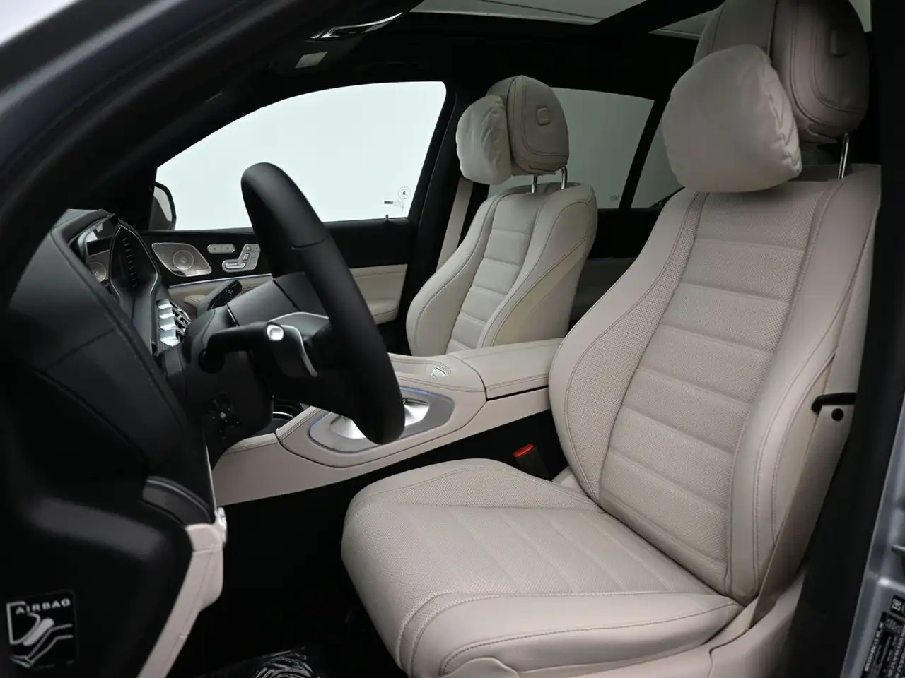 Mercedes-Benz GLE снимка Mercedes-Benz GLE