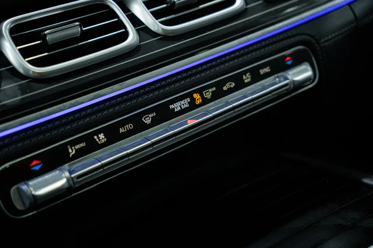 Mercedes-Benz GLE снимка Mercedes-Benz GLE