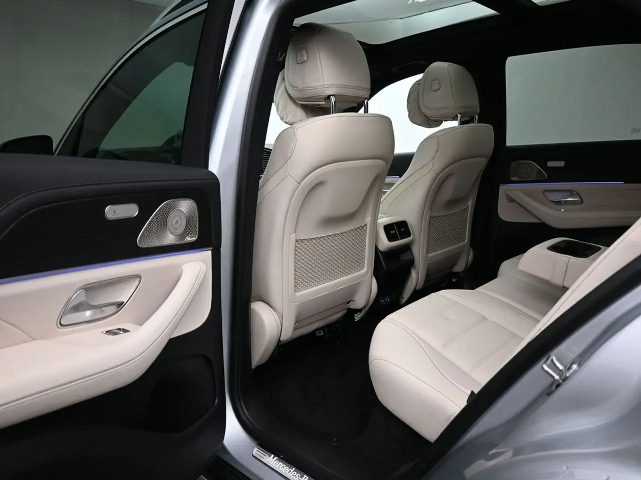 Mercedes-Benz GLE снимка Mercedes-Benz GLE