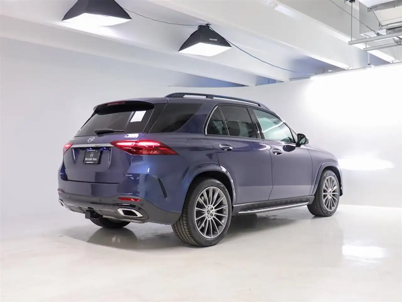 Mercedes-Benz GLE снимка Mercedes-Benz GLE