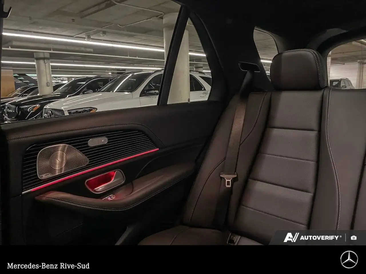 Mercedes-Benz GLE снимка Mercedes-Benz GLE