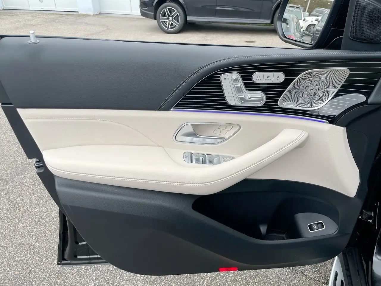 Mercedes-Benz GLE снимка Mercedes-Benz GLE