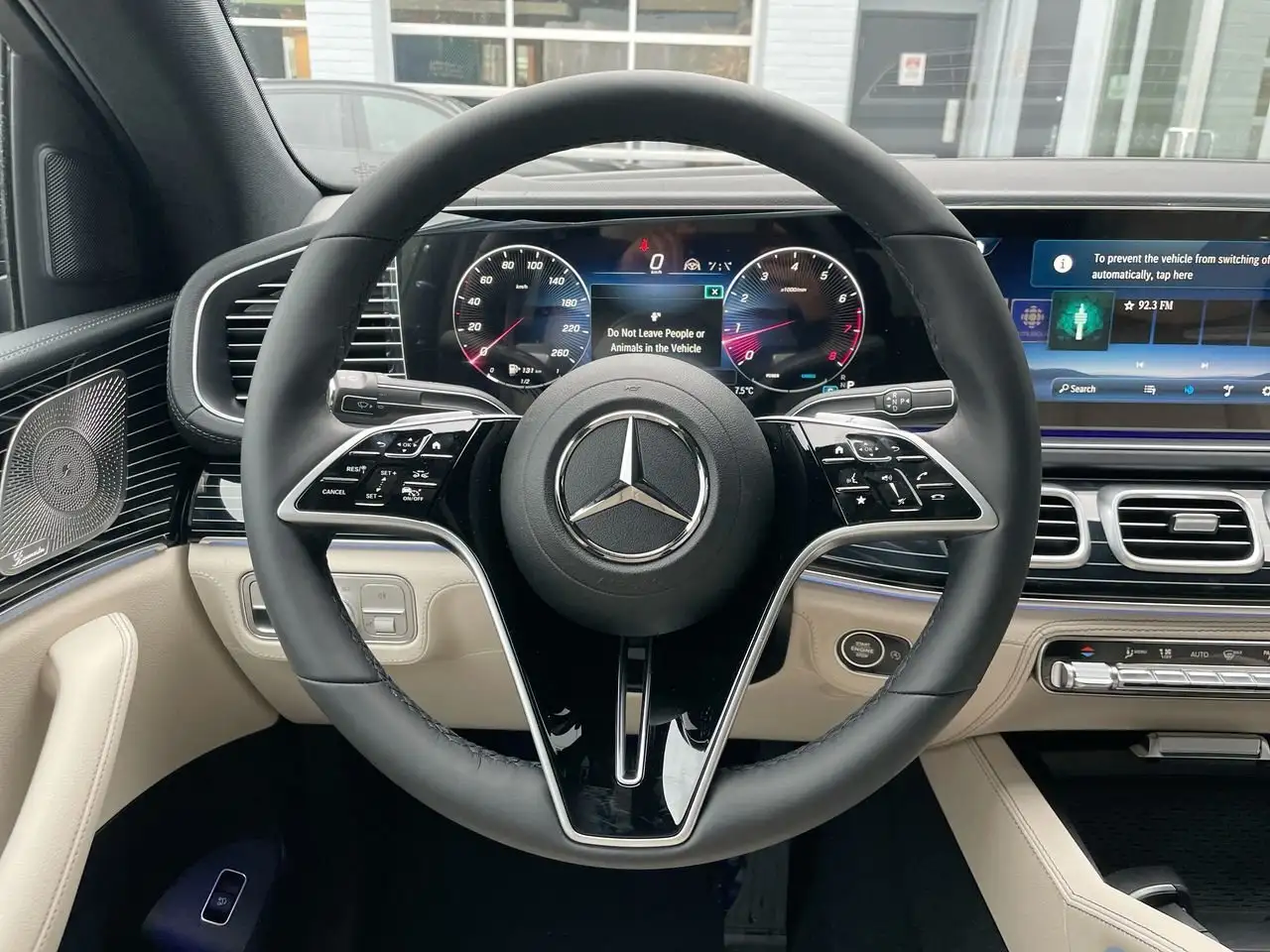 Mercedes-Benz GLE снимка Mercedes-Benz GLE