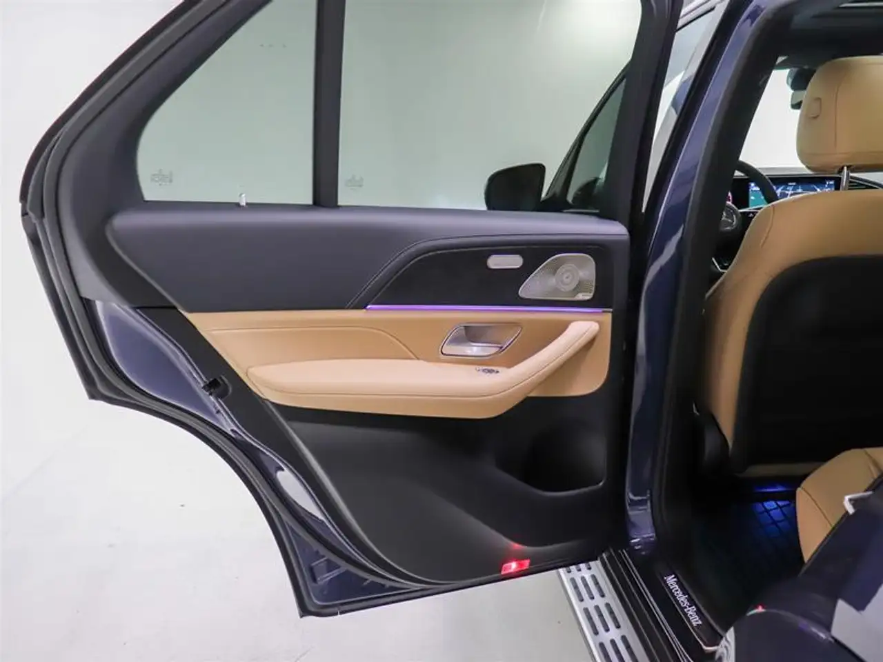 Mercedes-Benz GLE снимка Mercedes-Benz GLE