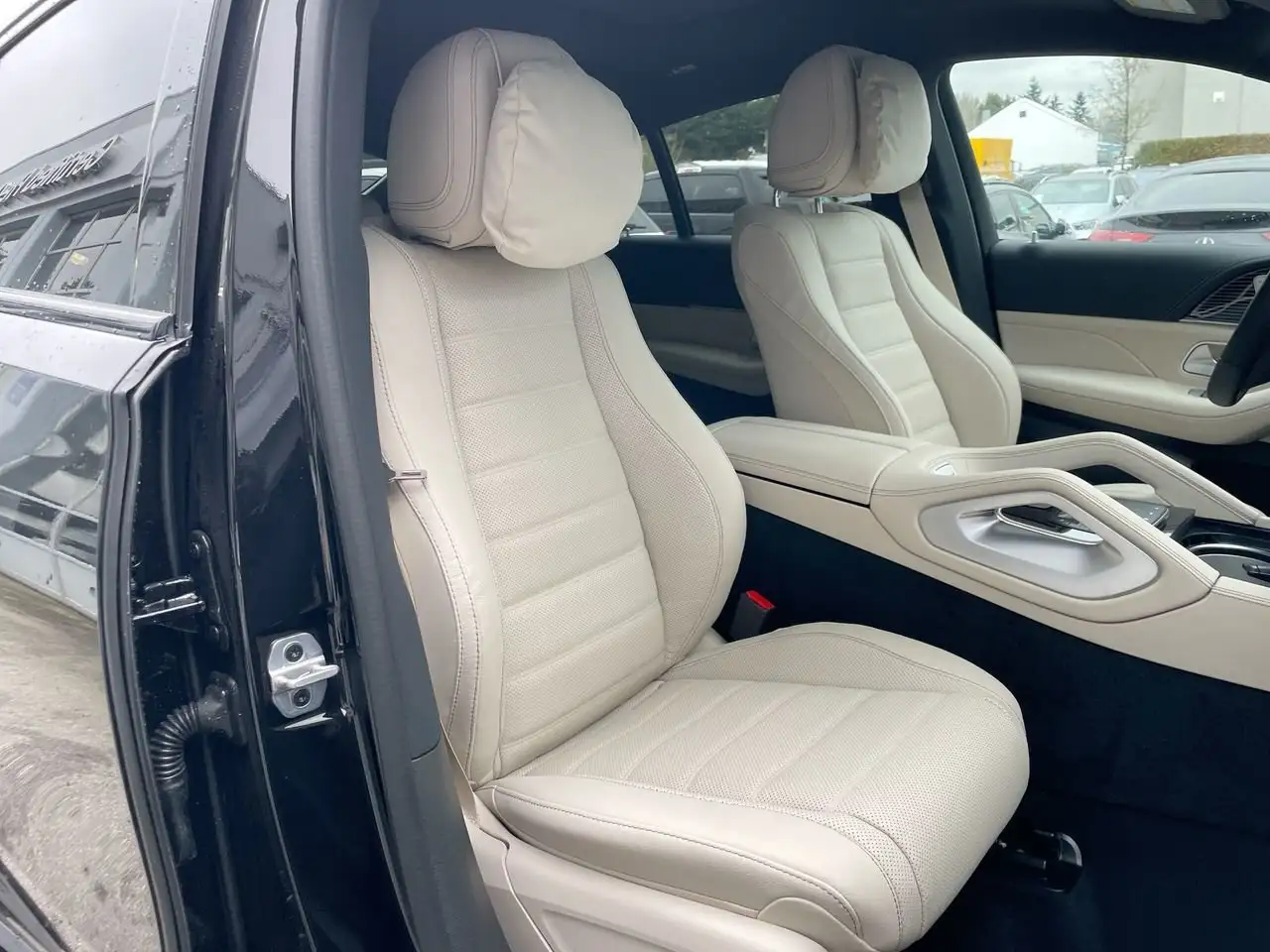 Mercedes-Benz GLE снимка Mercedes-Benz GLE