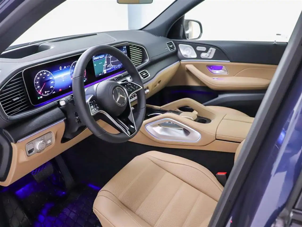 Mercedes-Benz GLE снимка Mercedes-Benz GLE