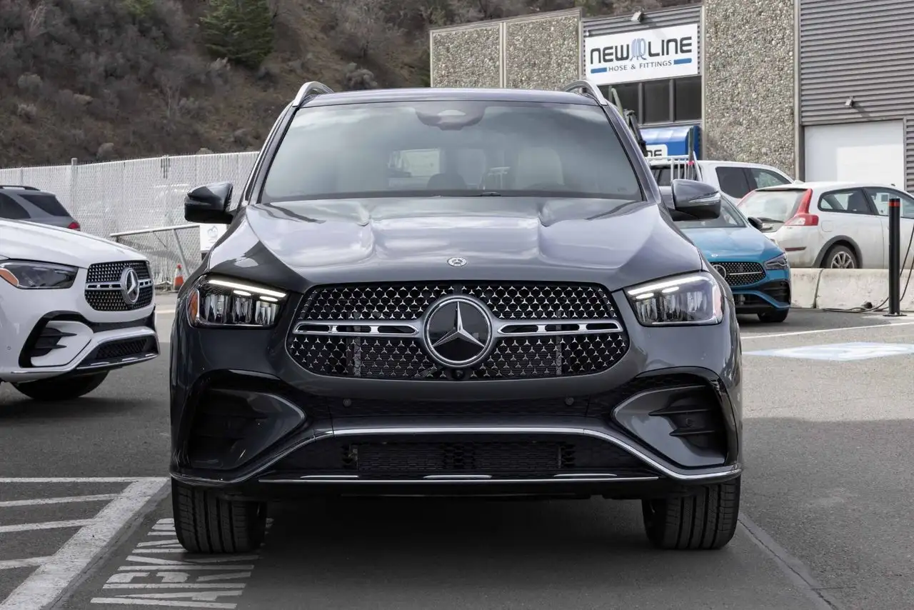 Mercedes-Benz GLE снимка Mercedes-Benz GLE
