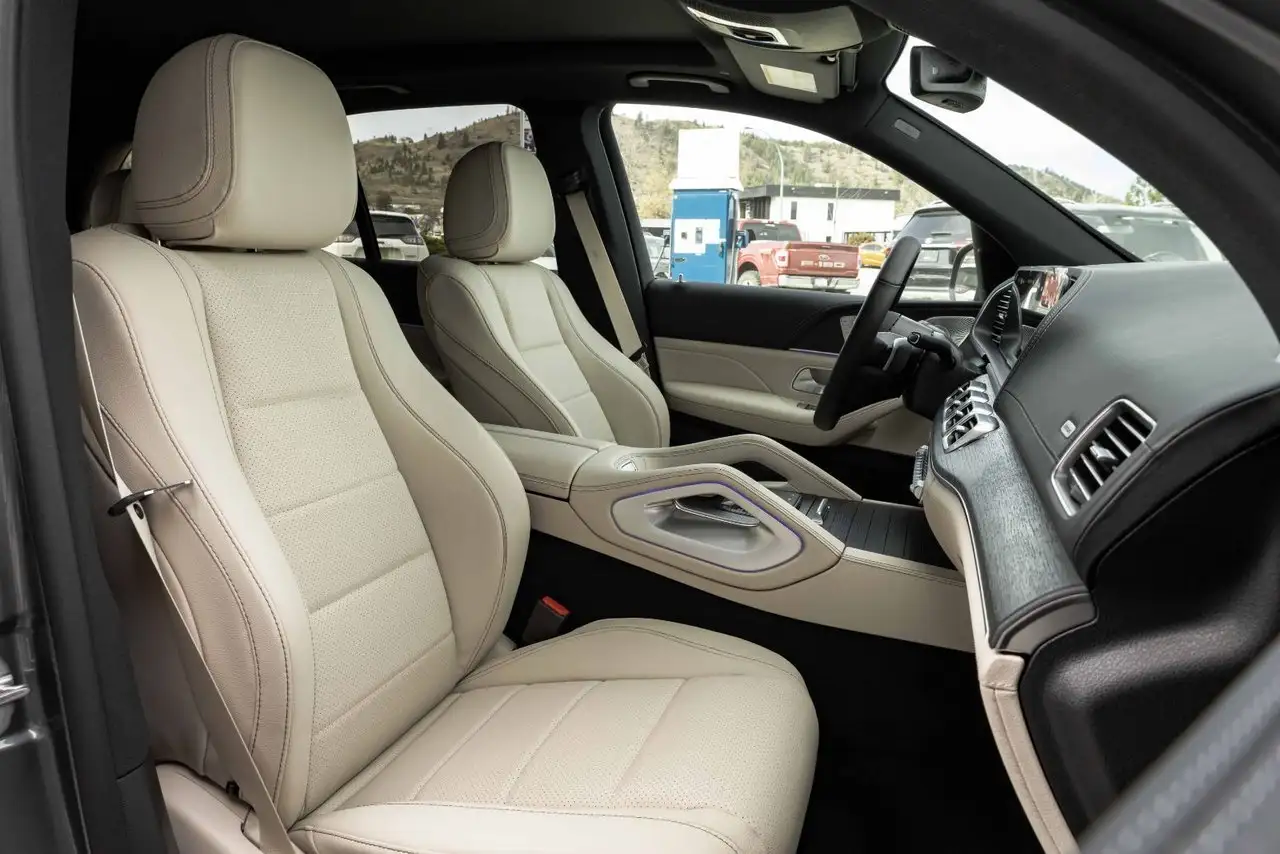 Mercedes-Benz GLE снимка Mercedes-Benz GLE