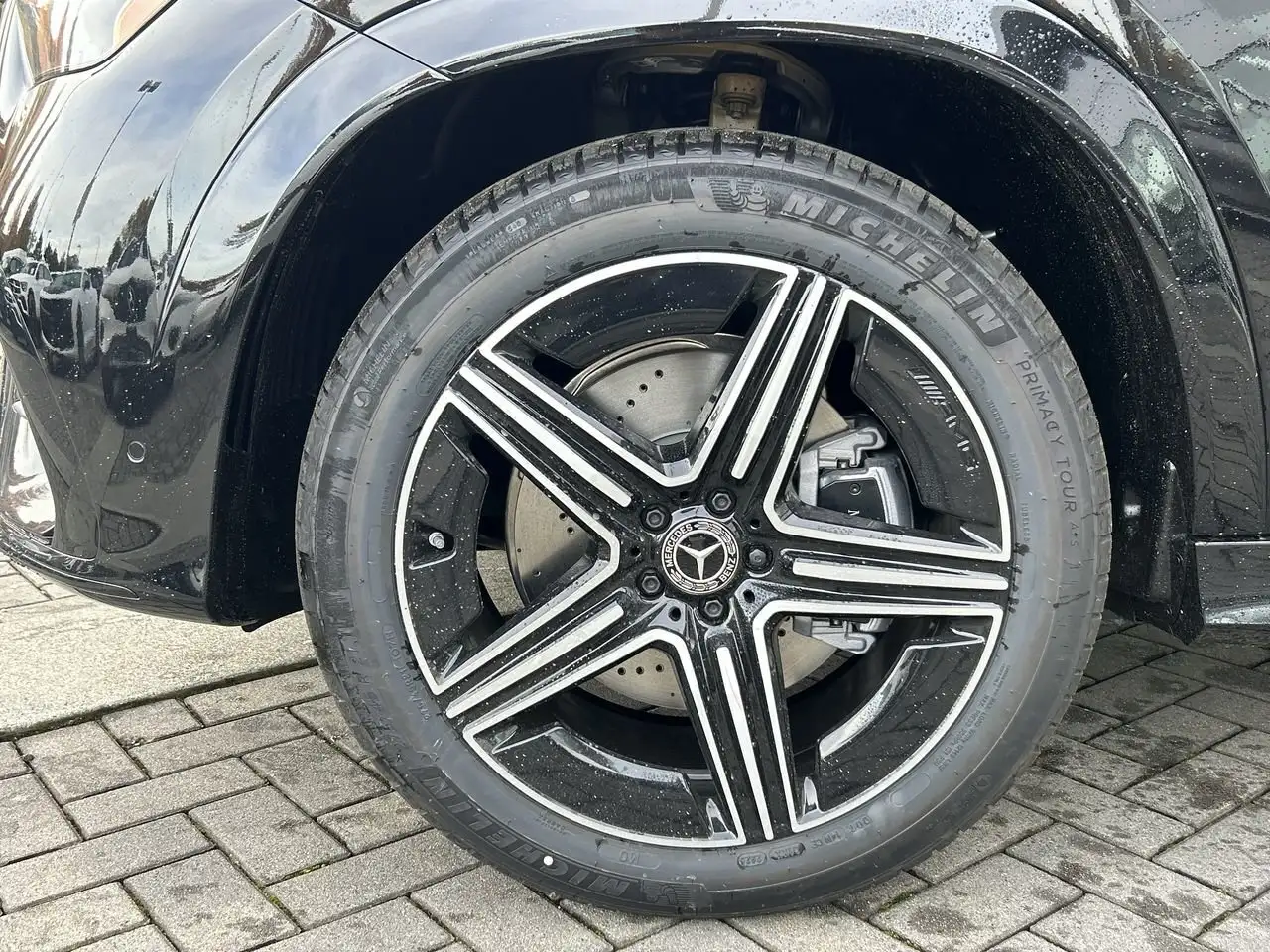 Mercedes-Benz GLE photo Mercedes-Benz GLE