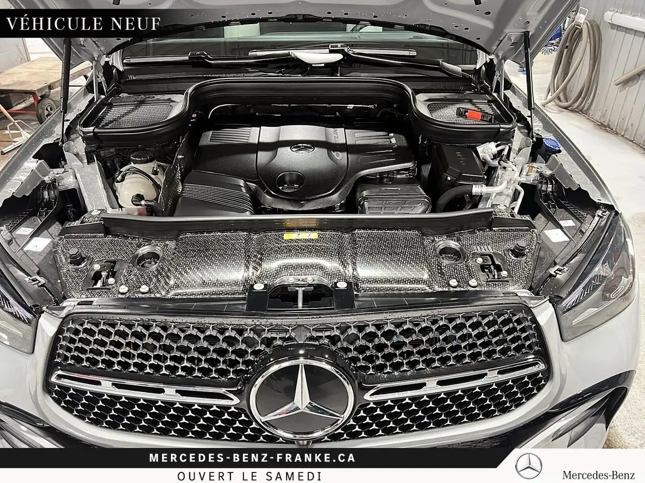 Mercedes-Benz GLE снимка Mercedes-Benz GLE