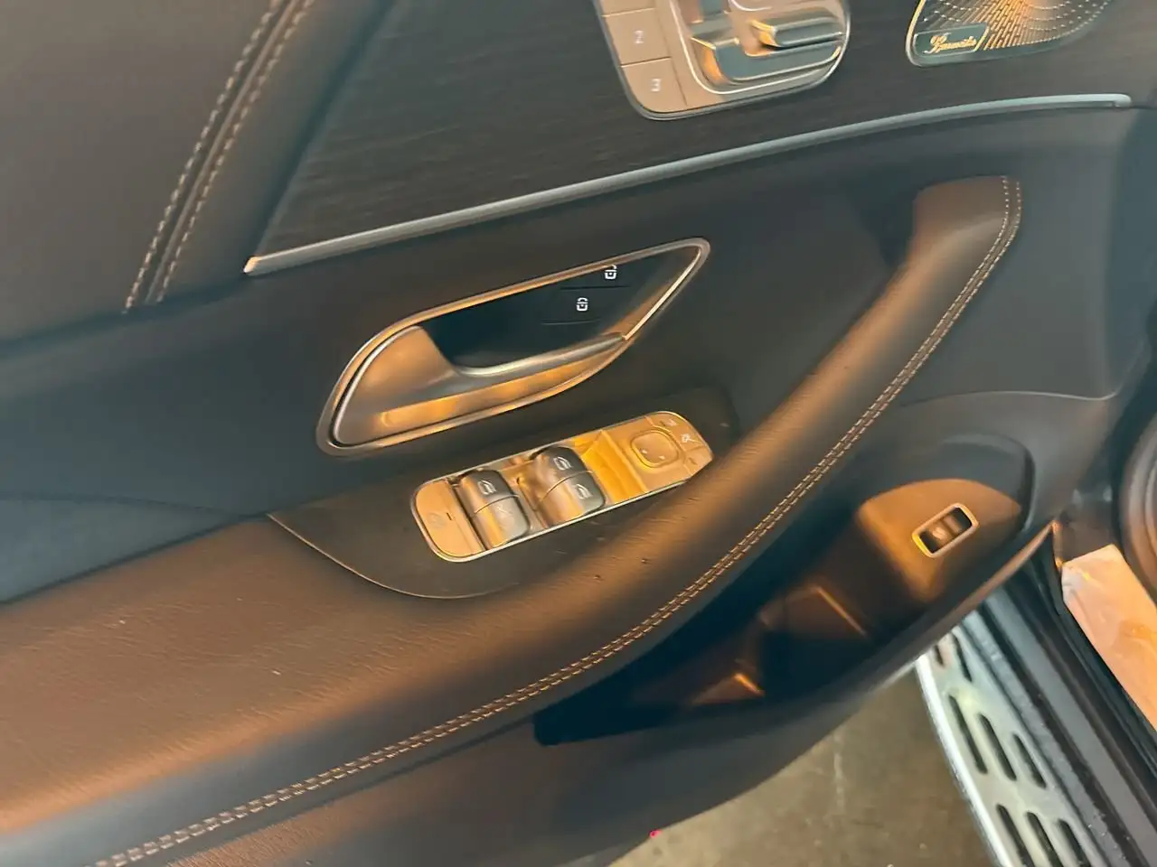 Mercedes-Benz GLE снимка Mercedes-Benz GLE