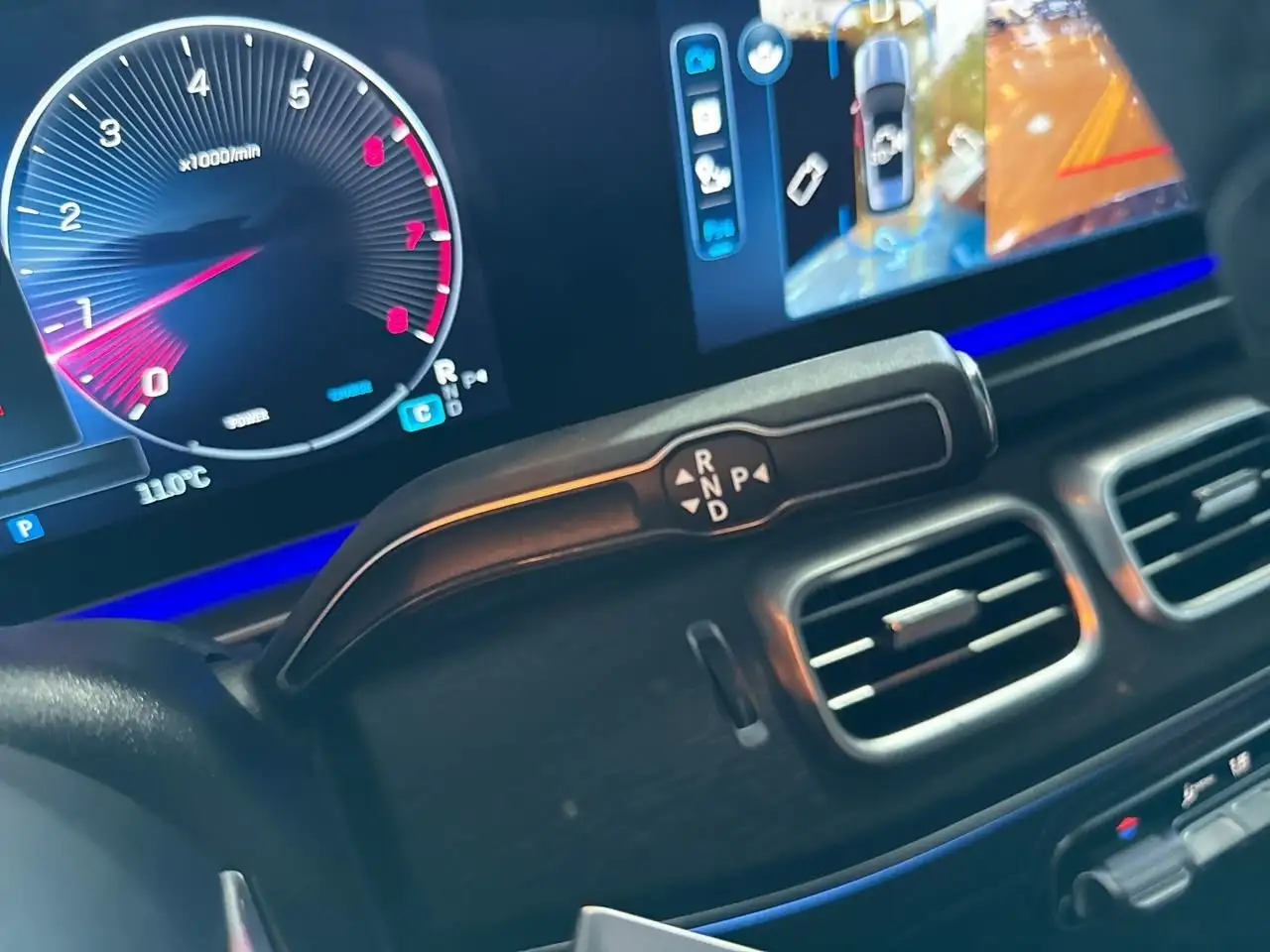 Mercedes-Benz GLE снимка Mercedes-Benz GLE