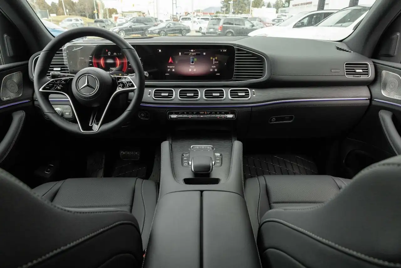 Mercedes-Benz GLE снимка Mercedes-Benz GLE