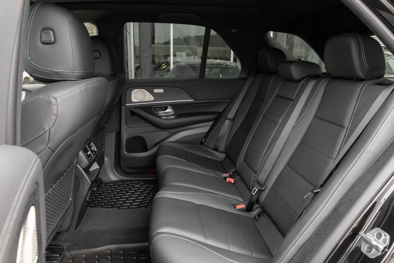 Mercedes-Benz GLE снимка Mercedes-Benz GLE